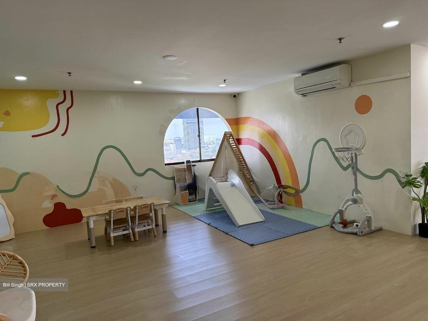 Sim Lim Tower (D8), Office #627346441